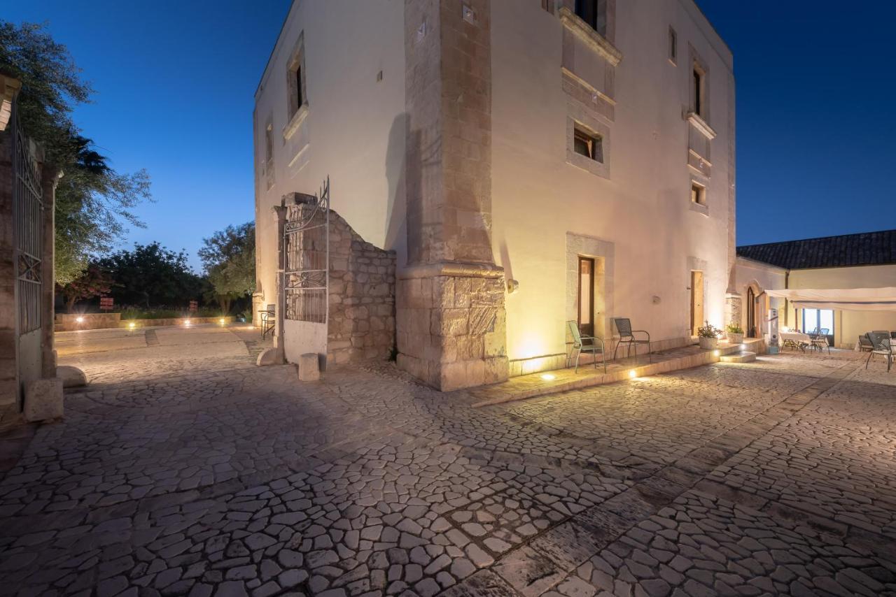 Gasthaus Relais Torre Marabino Ispica Exterior foto