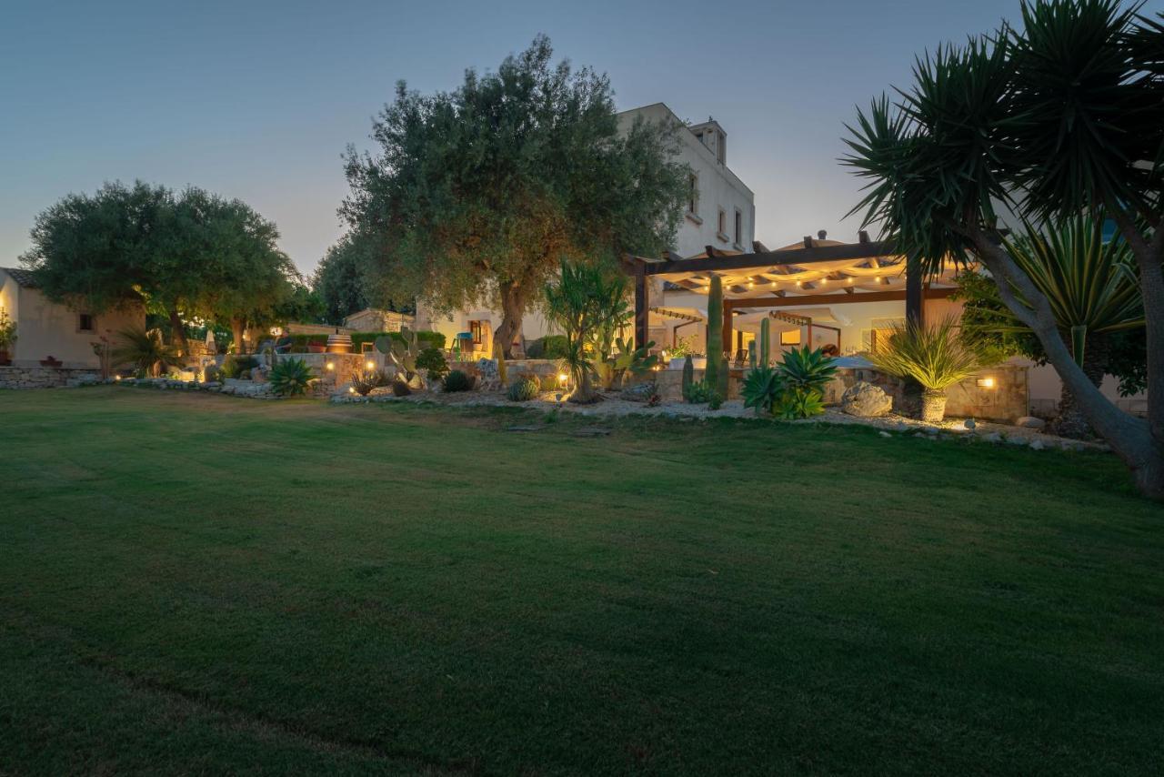 Gasthaus Relais Torre Marabino Ispica Exterior foto