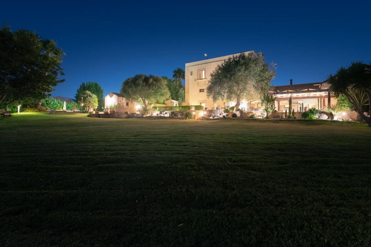 Gasthaus Relais Torre Marabino Ispica Exterior foto